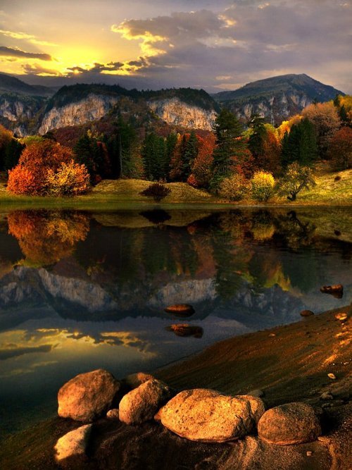 Early Autumn Lake, Bulgaria