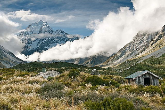 Altitude clouds in Mount Cook National Park, New Zealand
