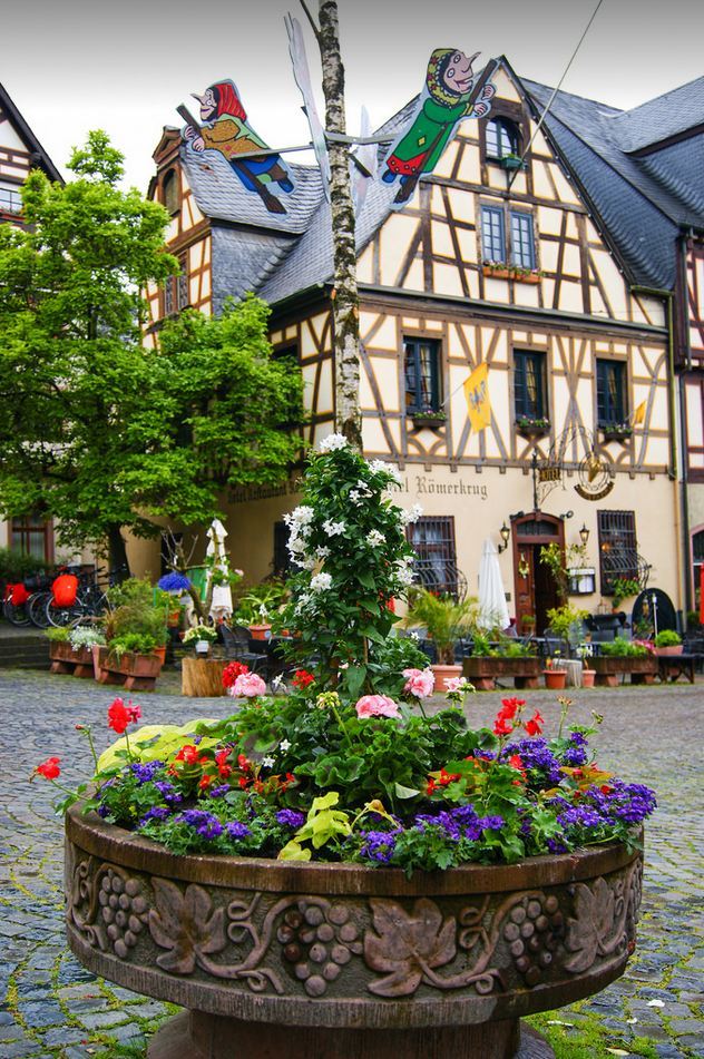 Picturesque town centre in Oberwesel / Germany