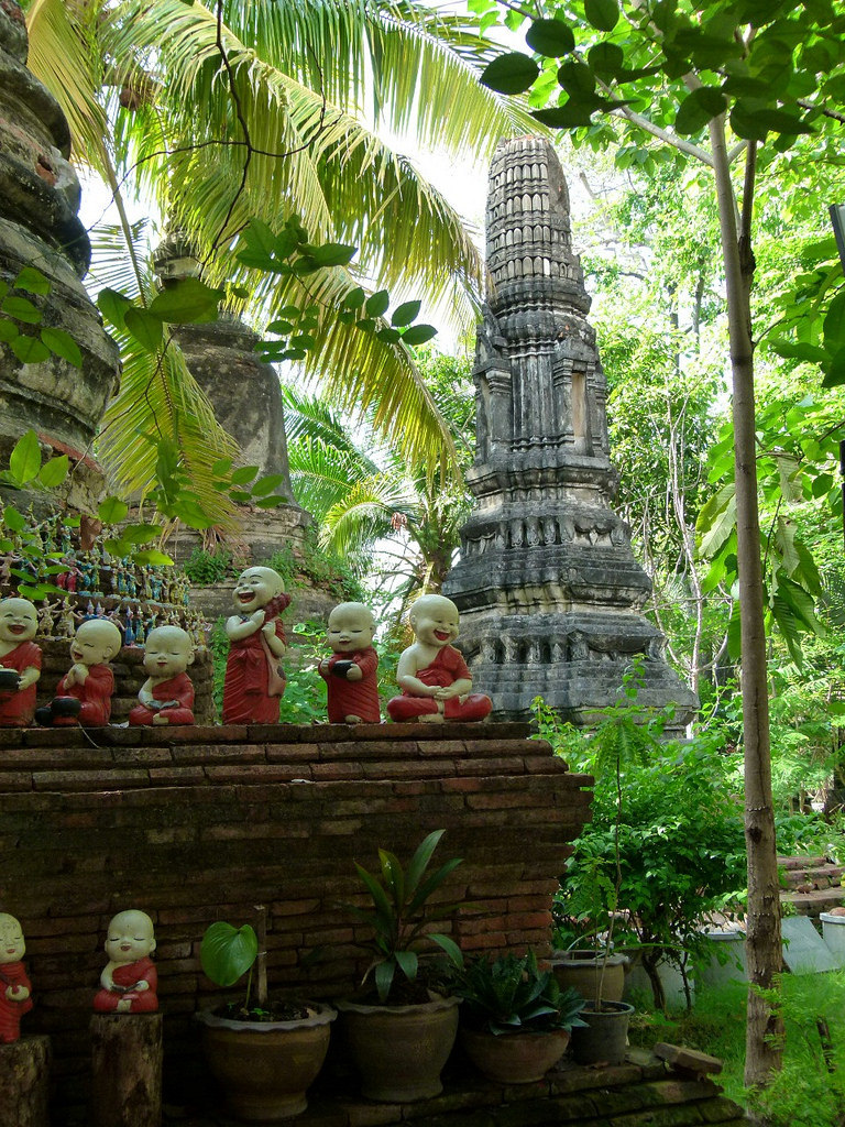 Wat Phut Thai Sawan in Ayutthaya / Thailand